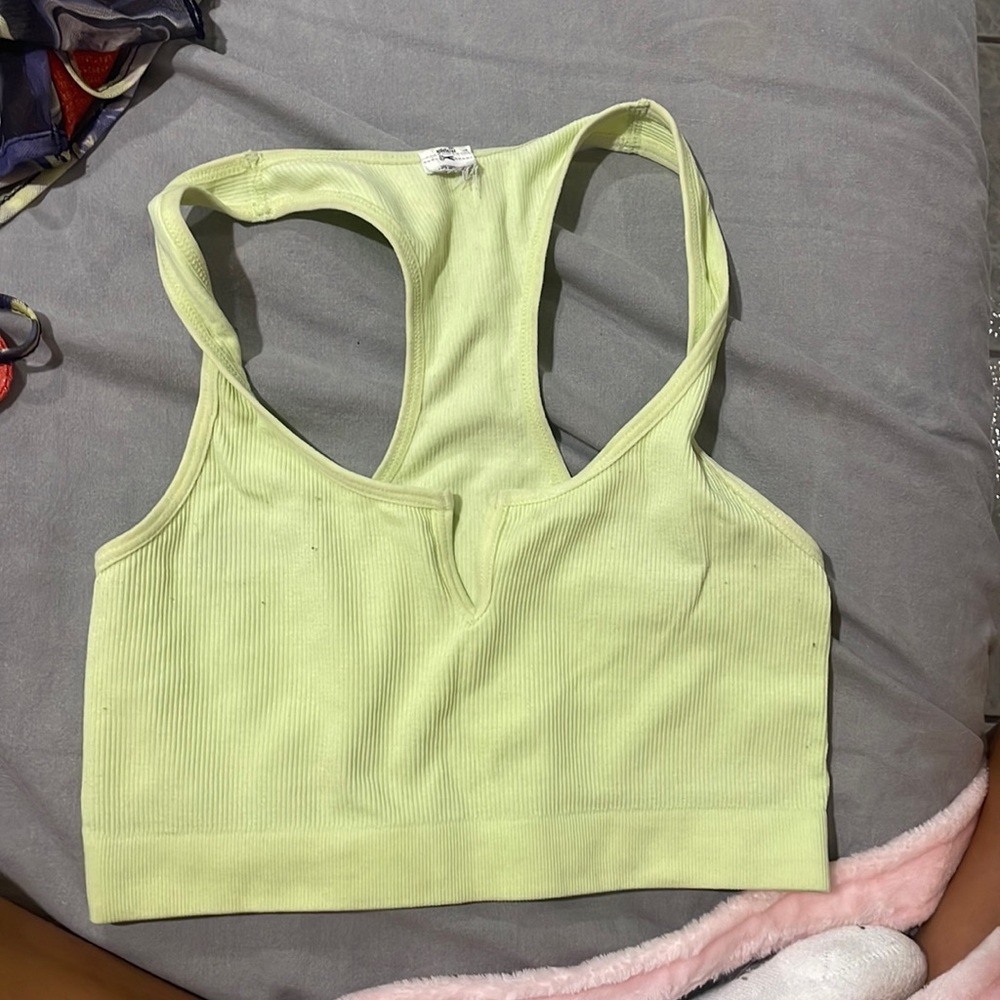 Yellow crop workout/comfort shirt